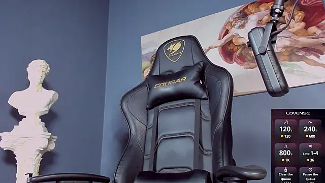 Snapshot of alessandro_duty chatting on 12.01.24 alessandro duty online show from 12.01.24