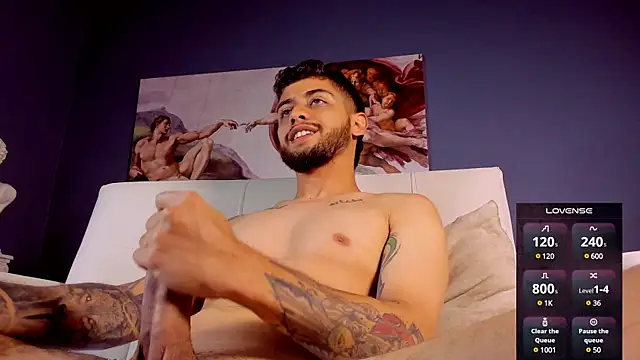 Snapshot of alessandro_duty chatting on 12.21.24 alessandro duty online show from 12.21.24