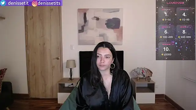 DenisseTits online show from 01.29.25