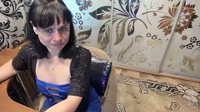 Snapshot of EVILENSA chatting on 01.11.25 EVILENSA online show from 01.11.25