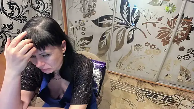 Snapshot of EVILENSA chatting on 03.07.25 EVILENSA online show from 03.07.25