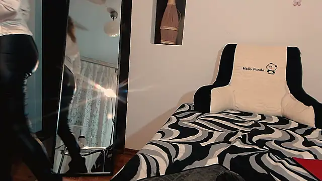 elacoquette online show from 10.03.25