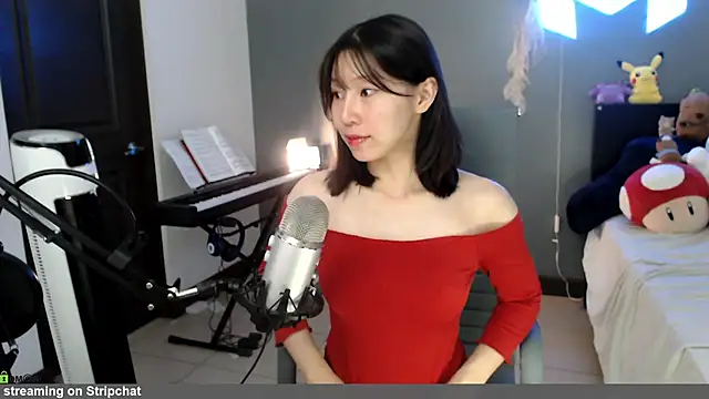 Snapshot of minarocket_ chatting on 02.10.26 minarocket online show from 02.10.26