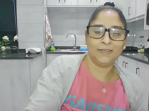 Snapshot of Indiankushy chatting on 07.24.26 Indiankushy online show from 07.24.26