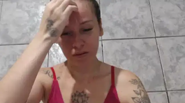 Snapshot of Venusluxodomme chatting on 01.17.25 Venusluxodomme online show from 01.17.25