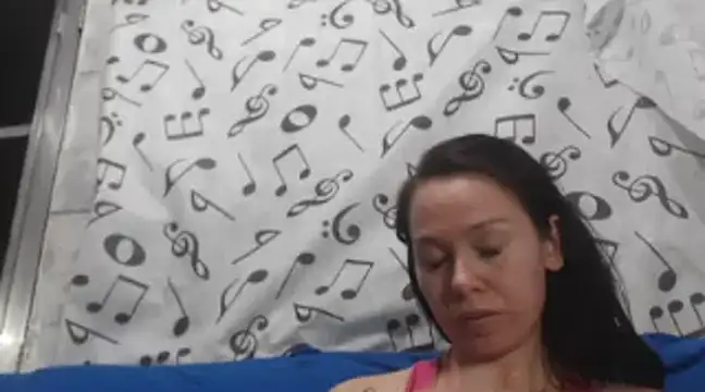 Snapshot of Venusluxodomme chatting on 01.25.25 Venusluxodomme online show from 01.25.25