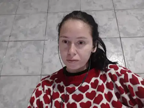 Snapshot of Venusluxodomme chatting on 09.19.25 Venusluxodomme online show from 09.19.25