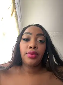 Snapshot of MonicaSex_ chatting on 03.09.25 MonicaSex online show from 03.09.25