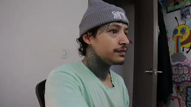 trieone online show from 12.02.25