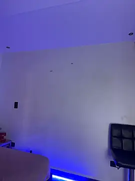 Victoria14  online show from 03.06.26