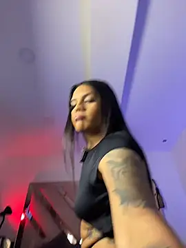 Victoria14  online show from 04.04.26