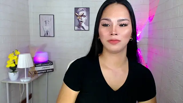 Snapshot of urnaughtydolly69 chatting on 09.14.25 urnaughtydolly69 online show from 09.14.25