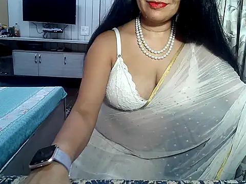 yourradhika online show from 12.29.24