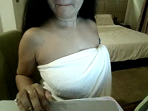 yourradhika online show from 01.09.25