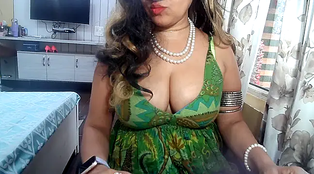 yourradhika online show from 02.05.25
