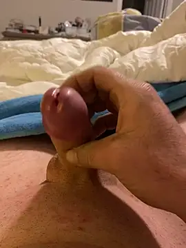 Snapshot of toyotagts chatting on 02.25.25 toyotagts online show from 02.25.25