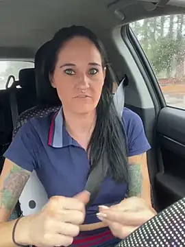 Snapshot of lolabunny9 chatting on 01.18.25 lolabunny9 online show from 01.18.25