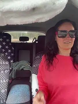 Snapshot of lolabunny9 chatting on 02.12.25 lolabunny9 online show from 02.12.25