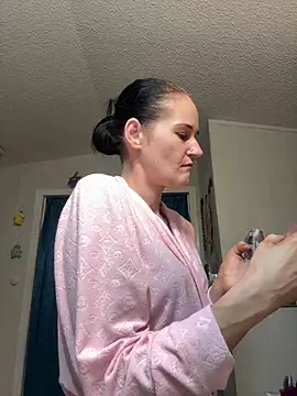 Snapshot of lolabunny9 chatting on 03.14.25 lolabunny9 online show from 03.14.25