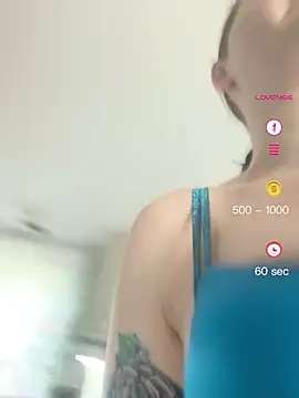 lolabunny9 online show from 04.25.26