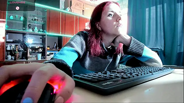 Snapshot of pa1e_pr1ncess chatting on 02.01.25 pa1e pr1ncess online show from 02.01.25