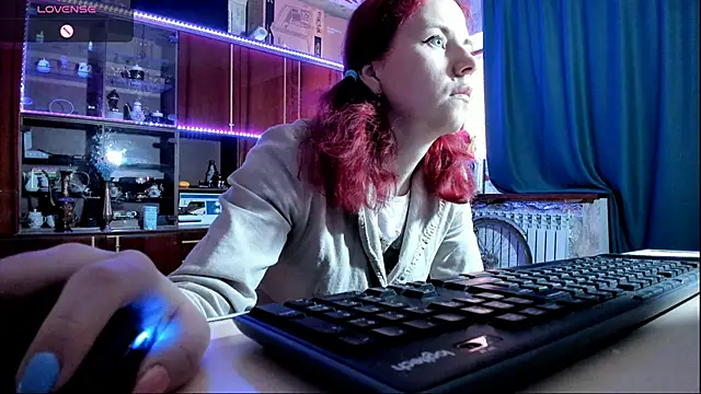 Snapshot of pa1e_pr1ncess chatting on 02.04.25 pa1e pr1ncess online show from 02.04.25