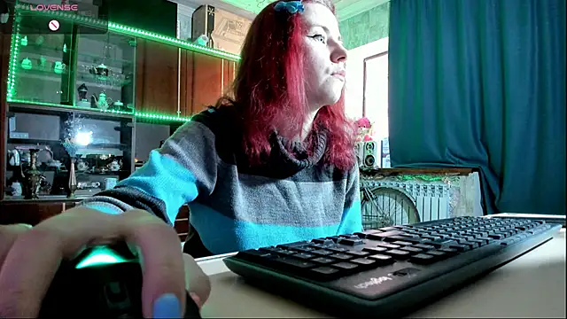 Snapshot of pa1e_pr1ncess chatting on 02.10.25 pa1e pr1ncess online show from 02.10.25