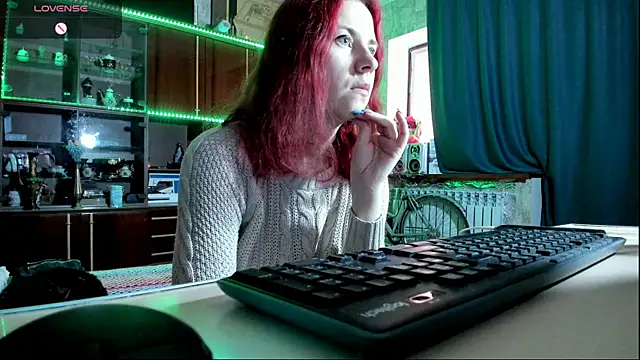 Snapshot of pa1e_pr1ncess chatting on 02.13.25 pa1e pr1ncess online show from 02.13.25