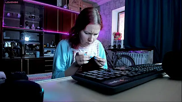 Snapshot of pa1e_pr1ncess chatting on 02.18.25 pa1e pr1ncess online show from 02.18.25