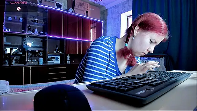 Snapshot of pa1e_pr1ncess chatting on 03.09.25 pa1e pr1ncess online show from 03.09.25