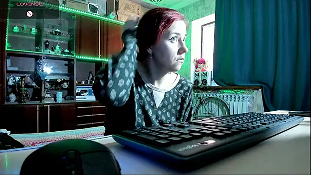 Snapshot of pa1e_pr1ncess chatting on 03.11.25 pa1e pr1ncess online show from 03.11.25