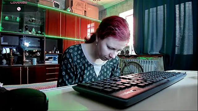 Snapshot of pa1e_pr1ncess chatting on 03.11.25 pa1e pr1ncess online show from 03.11.25