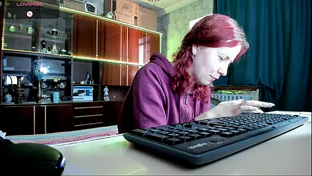 Snapshot of pa1e_pr1ncess chatting on 03.12.25 pa1e pr1ncess online show from 03.12.25