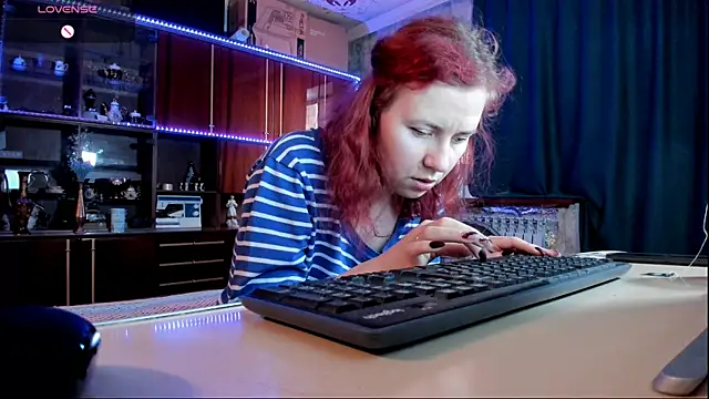 Snapshot of pa1e_pr1ncess chatting on 03.22.25 pa1e pr1ncess online show from 03.22.25