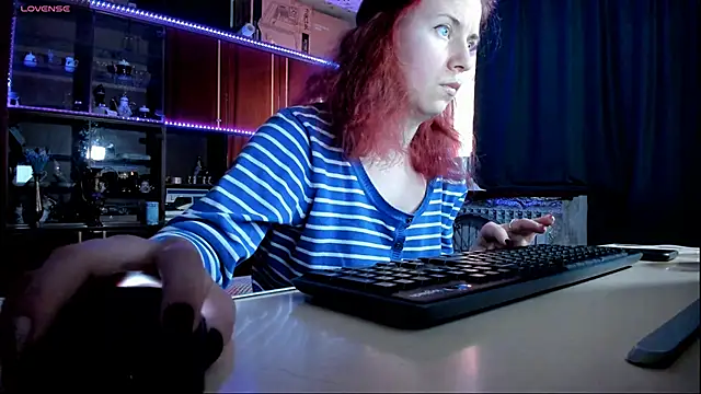 Snapshot of pa1e_pr1ncess chatting on 03.22.25 pa1e pr1ncess online show from 03.22.25