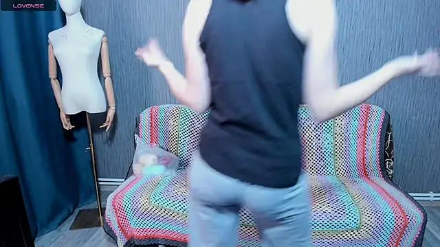 Snapshot of pa1e_pr1ncess chatting on 10.14.25 pa1e pr1ncess online show from 10.14.25