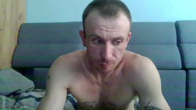 Snapshot of chceciedalsiebie chatting on 04.25.26 chceciedalsiebie online show from 04.25.26