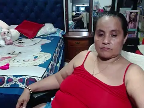 pervert mommy  online show from 01.11.25