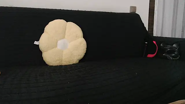 Snapshot of AfroditSerra chatting on 11.02.25 AfroditSerra online show from 11.02.25