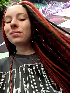 Frost foxy online show from 10.19.25