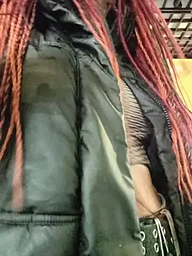 Frost foxy online show from 10.31.25