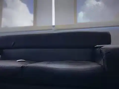 Snapshot of TheSantis chatting on 10.03.25 TheSantis online show from 10.03.25