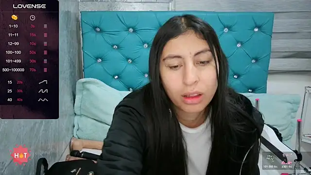 MAARYMOON online show from 12.05.25