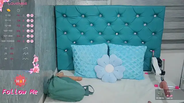 MAARYMOON online show from 04.18.26