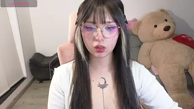 KuroChan420 online show from 03.11.26