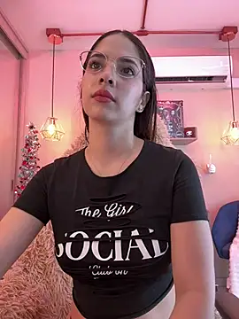 Zoe Bae online show from 01.05.25