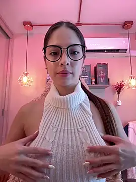 Zoe Bae online show from 03.05.25