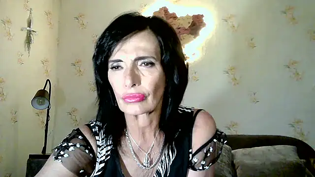 Snapshot of DreamMarianna chatting on 07.11.26 DreamMarianna online show from 07.11.26