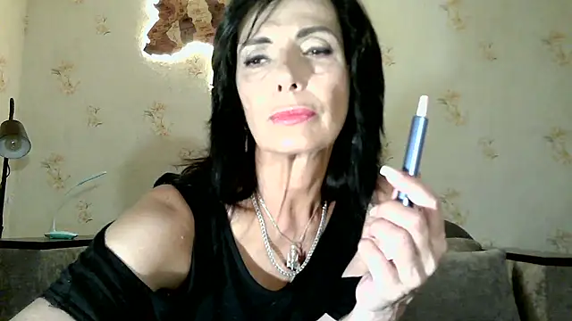 Snapshot of DreamMarianna chatting on 07.28.26 DreamMarianna online show from 07.28.26