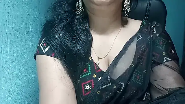 Snapshot of YourModhu chatting on 03.18.25 YourModhu online show from 03.18.25